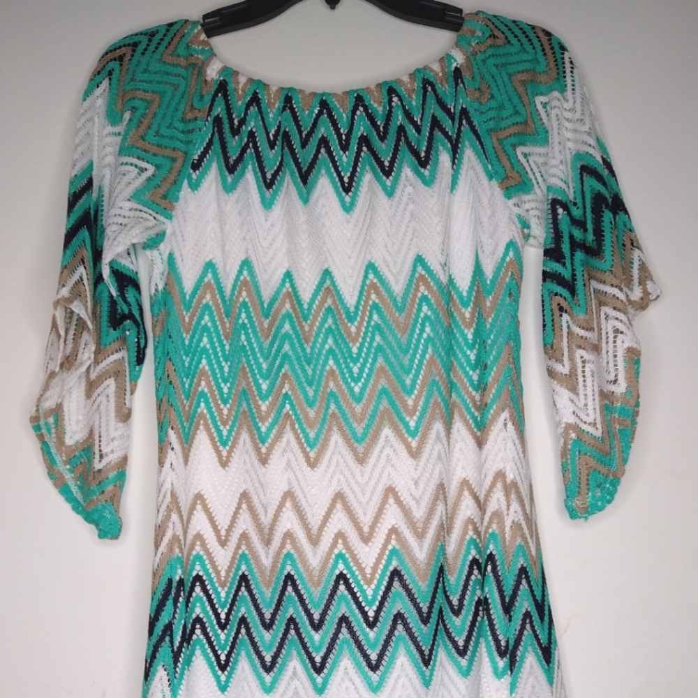 Zig Zag stripped mid length dress